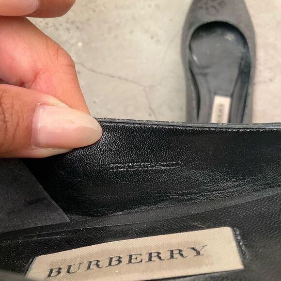 Burberry Perforated Leather Musgrave Flats - Picture 10 of 10